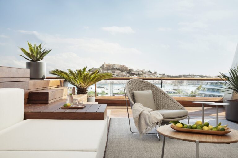 Ibiza Gran Hotel: A Mediterranean Oasis